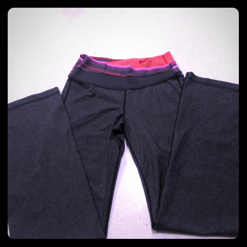 Lululemon Athletica Astro Pants Sz 6